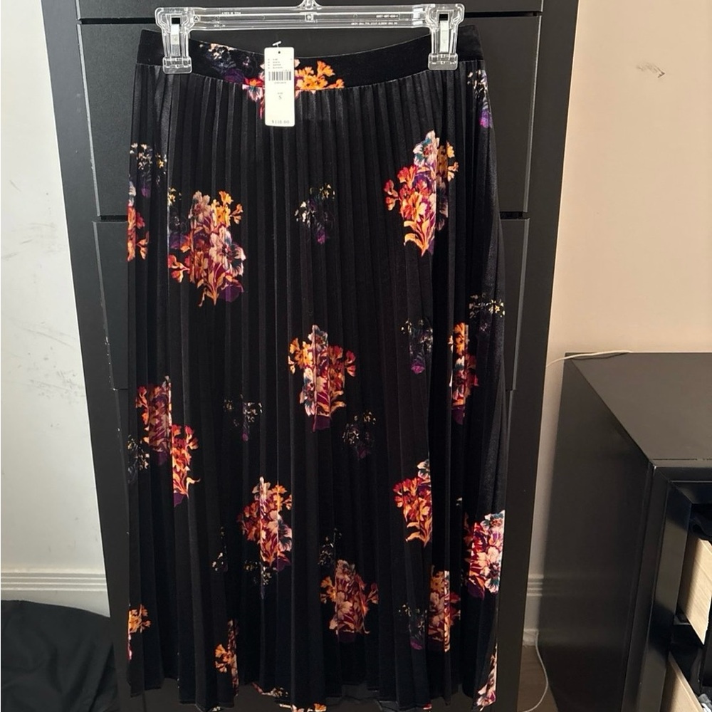 Anthropologie Black Velvet Floral Midi Skirt